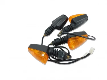 KIERUNEK KIERUNKOWSKAZ YAMAHA BT 1100 BULLDOG 01-06 U-11 5JNH33400000 5JNH33300000