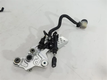 Set podnÓŻek prawy przÓd yamaha mt-07 13-17 u-11 1ws274a30000