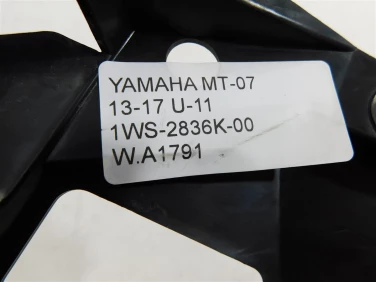 Plastik wypeŁnienie owiewka yamaha mt-07 13-17 u-11 1ws-2836k-00