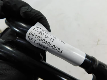 Set podnÓŻek prawy tyŁ ktm duke 790 17-20 u-11 6410304900033