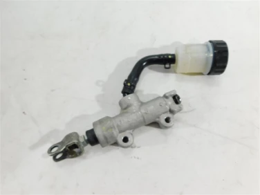 Pompa hamulcowa tyŁ kawasaki z 900 17-19 u-11 430150650