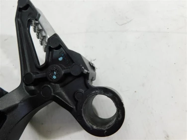 Set podnÓŻek prawy tyŁ kawasaki z 900 17-19 u-11 35063145318r