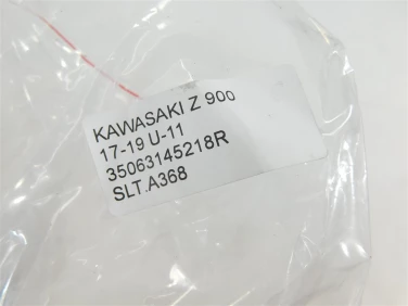 Set podnÓŻek lewy tyŁ kawasaki z 900 17-19 u-11 35063145218r