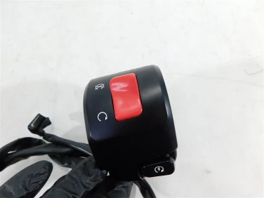 PrzeŁĄcznik prawy przÓd kawasaki z 900 17-19 u-11 460910500