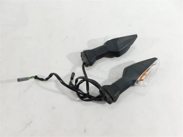 Kierunek kierunkowskaz kawasaki z 900 17-19 u-11 230370531 230370532