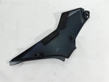 Plastik wypeŁnienie owiewka kawasaki z 900 17-19 u-11 36001-0686