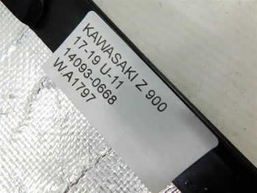 Plastik wypeŁnienie owiewka kawasaki z 900 17-19 u-11 14093-0668