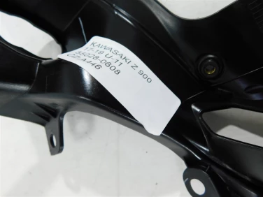 Czacha czasza owiewka przÓd kawasaki z 900 17-19 u-11 55028-0608