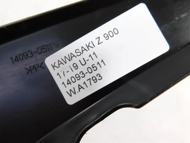 Plastik wypeŁnienie owiewka kawasaki z 900 17-19 u-11 14093-0511
