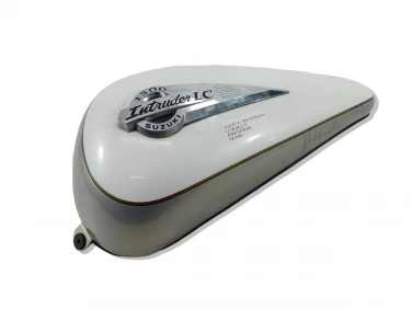 OSŁONA NAKŁADKA ZBIORNIK SUZUKI VL 1500 INTRUDER LC 98-04 U-11 4790010F20JE3
