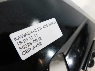 Owiewka bok boczna prawa kawasaki ex 400 ninja 18-21 u-11 55028-0642