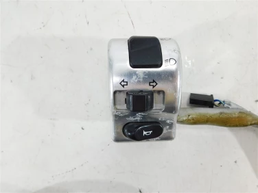 PrzeŁĄcznik lewy przÓd yamaha xvs 650 drag star custom 97-05 u-11 4tr839720100