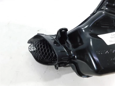 Rura dolot airbox prawa suzuki gsx-r 1000 07-08 u-11 94420-21h00