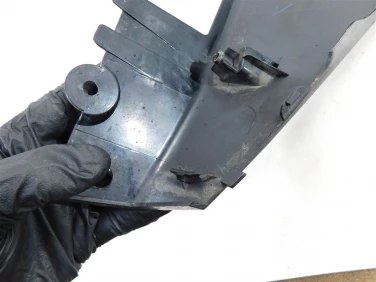 PŁug plastik owiewka suzuki gsx-r 1000 07-08 u-11 94481-21h00