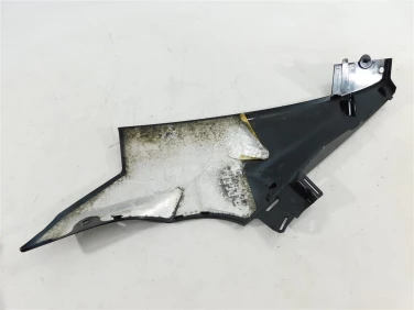 PŁug plastik owiewka suzuki gsx-r 1000 07-08 u-12 94471-21h00