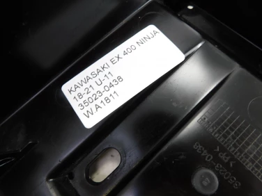 Plastik wypeŁnienie owiewka kawasaki ex 400 ninja 18-21 u-11 35023-0438