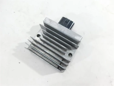 Regulator napiĘcia kawasaki ex 400 ninja 18-21 u-11 sh868ca