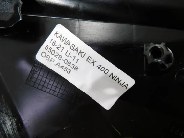 Owiewka bok boczna prawa kawasaki ex 400 ninja 18-21 u-11 55028-0638