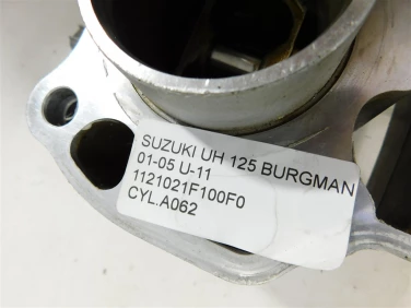 Cylinder tŁok suzuki uh 125 burgman 01-05 u-11 1121021f100f0