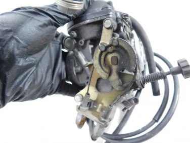 GaŹnik gaŹniki silnik suzuki vl 1500 intruder lc 98-04 u-11 1320110f21 1320210f22