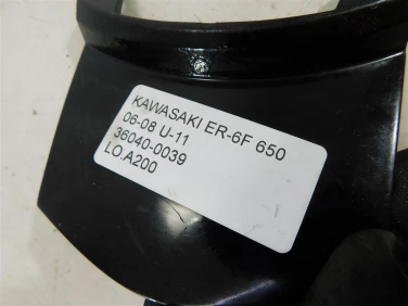 ŁĄcznik ogon plastik tyŁ kawasaki er-6f 650 06-08 u-11 36040-0039