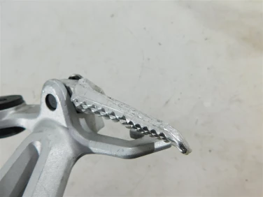 Set podnÓŻek prawy tyŁ suzuki gsx-r 1000 07-08 u-11 4360021h00