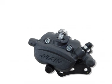 ZACISK HAMULEC PRZÓD PRAWY KAWASAKI EX 400 NINJA 18-21 U-11 430800244DJ