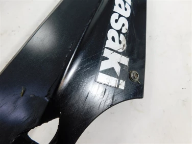 PŁug plastik owiewka kawasaki ex 400 ninja 18-21 u-12 55028-0645