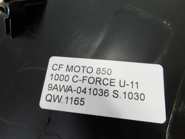 WypeŁnienie plastik cf moto 850 1000 c-force u-11 9awa-041036