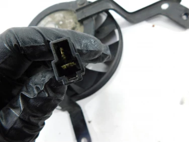 Wentylator wiatrak chŁodnica triumph street triple 675 r 13-16 u-11 t2101622