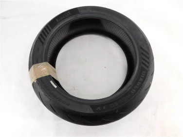 Opona tylna tyŁ diablo rosso 200/55/17 2021