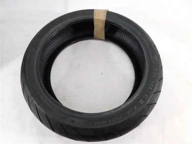 Opona tylna tyŁ metzeler roadtec z8 interact 180/55/17 2022