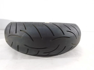 Opona tylna tyŁ metzeler roadtec z8 interact 180/55/17 2022