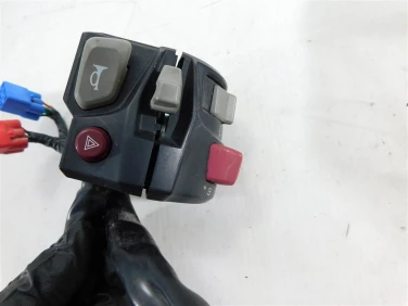 PrzeŁĄcznik lewy cf moto 850 1000 c-force u-11 9awa-160310-2g02