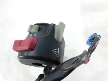 PrzeŁĄcznik lewy cf moto 850 1000 c-force u-11 9awa-160310-2g02