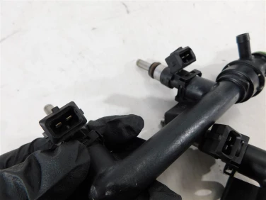 Wtrysk wtryskiwacz paliwa bmw s 1000 xr k49 14-19 u-11 7672335