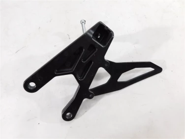 Set podnÓŻek lewy przÓd yamaha yzf-r1m rn32 15-20 u-11 2cr274420000