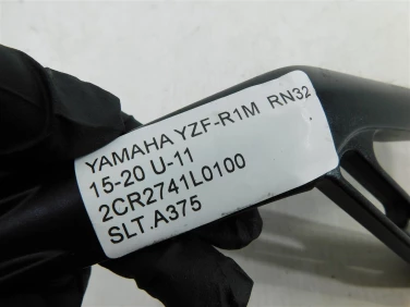Set podnÓŻek lewy tyŁ yamaha yzf-r1m rn32 15-20 u-11 2cr2741l0100