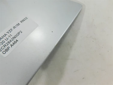 Owiewka bok boczna prawa yamaha yzf-r1m rn32 15-20 u-11 2cr2842n00p2