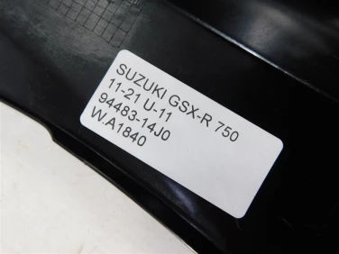 Plastik wypeŁnienie owiewka suzuki gsx-r 750 11-21 u-11 94483-14jo