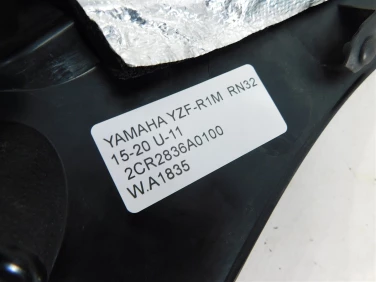 Plastik wypeŁnienie owiewka yamaha yzf-r1m rn32 15-20 u-11 2cr2836a0100