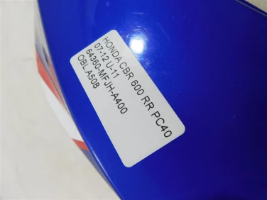 Owiewka bok boczna lewa honda cbr 600 rr pc40 07-12 u-11 64360-mfjh-a400