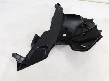 PŁug plastik owiewka honda cbr 600 rr pc40 07-12 u-11 64410-mfjh-a400