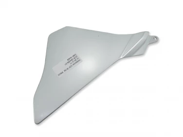 OWIEWKA BOK BOCZNA PRAWA YAMAHA YZF-R1M RN32 15-20 U-11 2CR-2842M-01