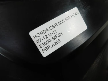 Pokrywa bok boczna prawa honda cbr 600 rr pc40 07-12 u-11 83600-mfjh