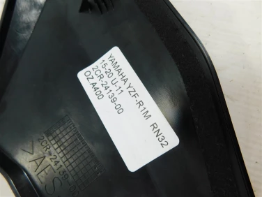 OsŁona nakŁadka zbiornik yamaha yzf-r1m rn32 15-20 u-11 2cr-24139-00