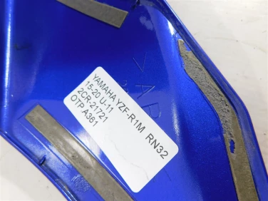 Ogon owiewka tyŁ prawy yamaha yzf-r1m rn32 15-20 u-11 2cr-21721