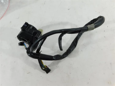 PrzeŁĄcznik lewy przÓd yamaha yzf-r1m rn32 15-20 u-11 2cr839690100