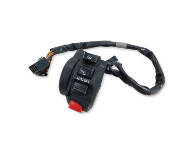 PRZEŁĄCZNIK PRAWY PRZÓD SUZUKI GSX-R 750 11-21 U-11 3720047H30