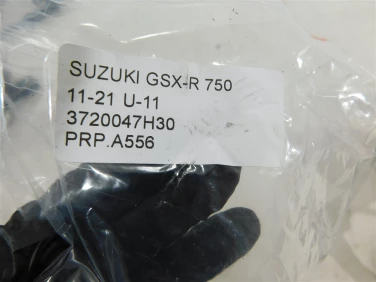 PrzeŁĄcznik prawy przÓd suzuki gsx-r 750 11-21 u-11 3720047h30